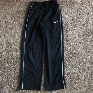 Nike Joggers Boys Medium